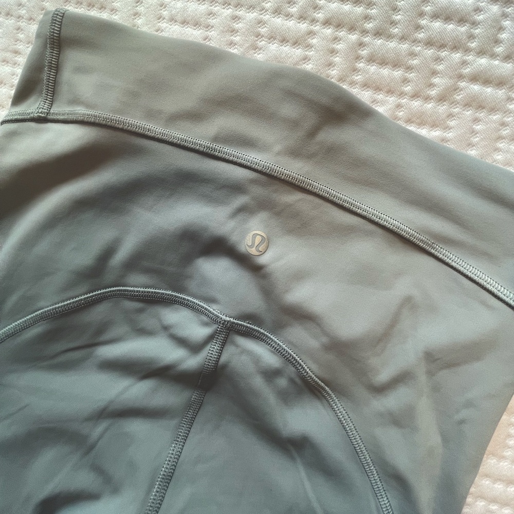 Lululemon Power Thru High Rise Tight Rhino Grey - Picture 8 of 11